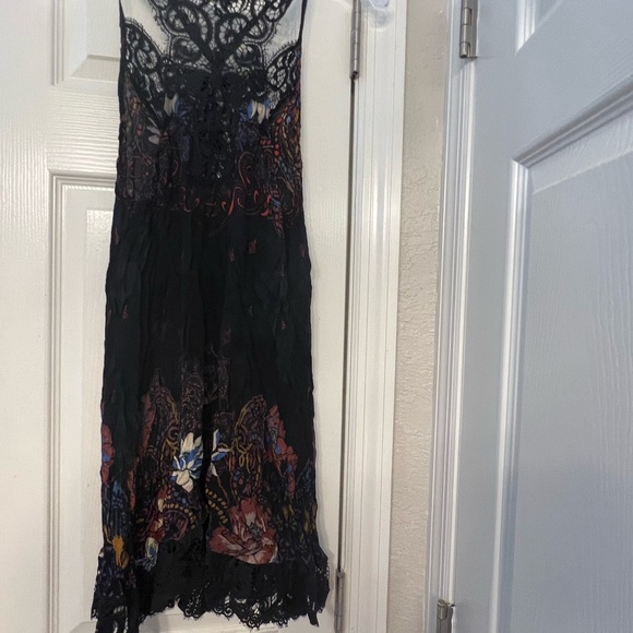 Free People brand new adorable dress excellent condition never worn lace detail - Picture 16 of 16